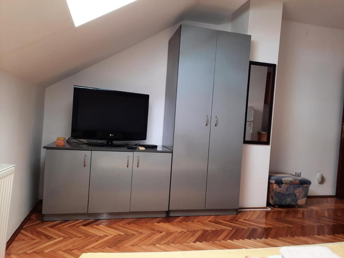 Studio In The Centre Of Novi Sad Lejlighed Eksteriør billede